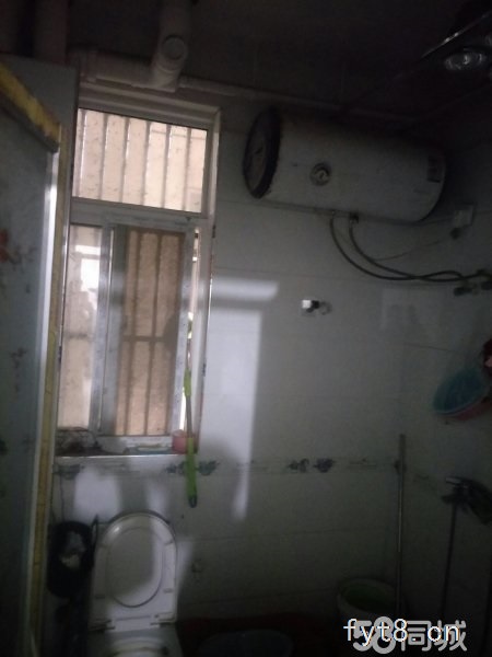 凯旋城 中楼层 86平 55万 低于市场价 可按揭 诚心卖