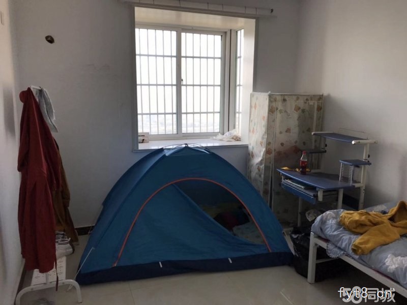 帝景湾精装修电梯房92平方三室两厅小区环境好有车库靠近学校